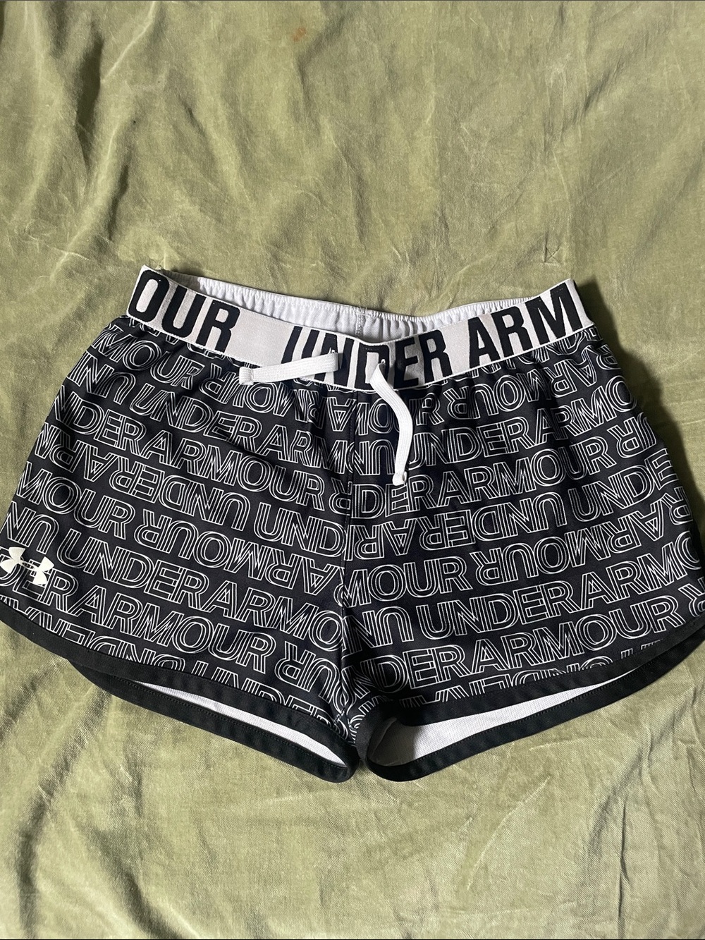 Under Armour Youth Black Logo Print Athletic Shorts